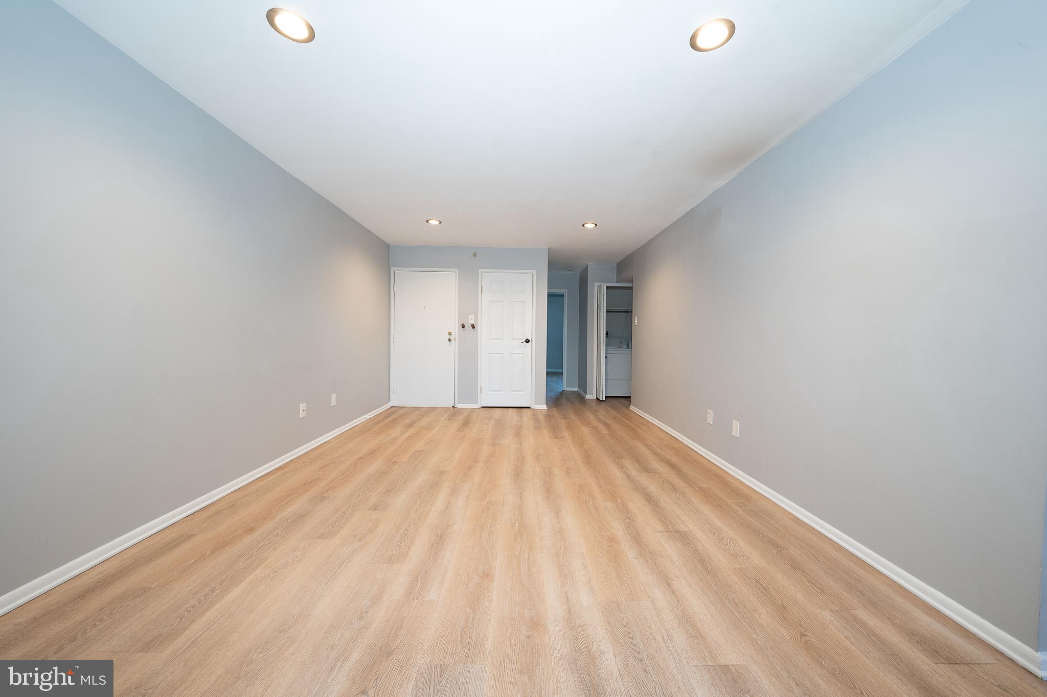 HAMPTON CROSSING - Residential