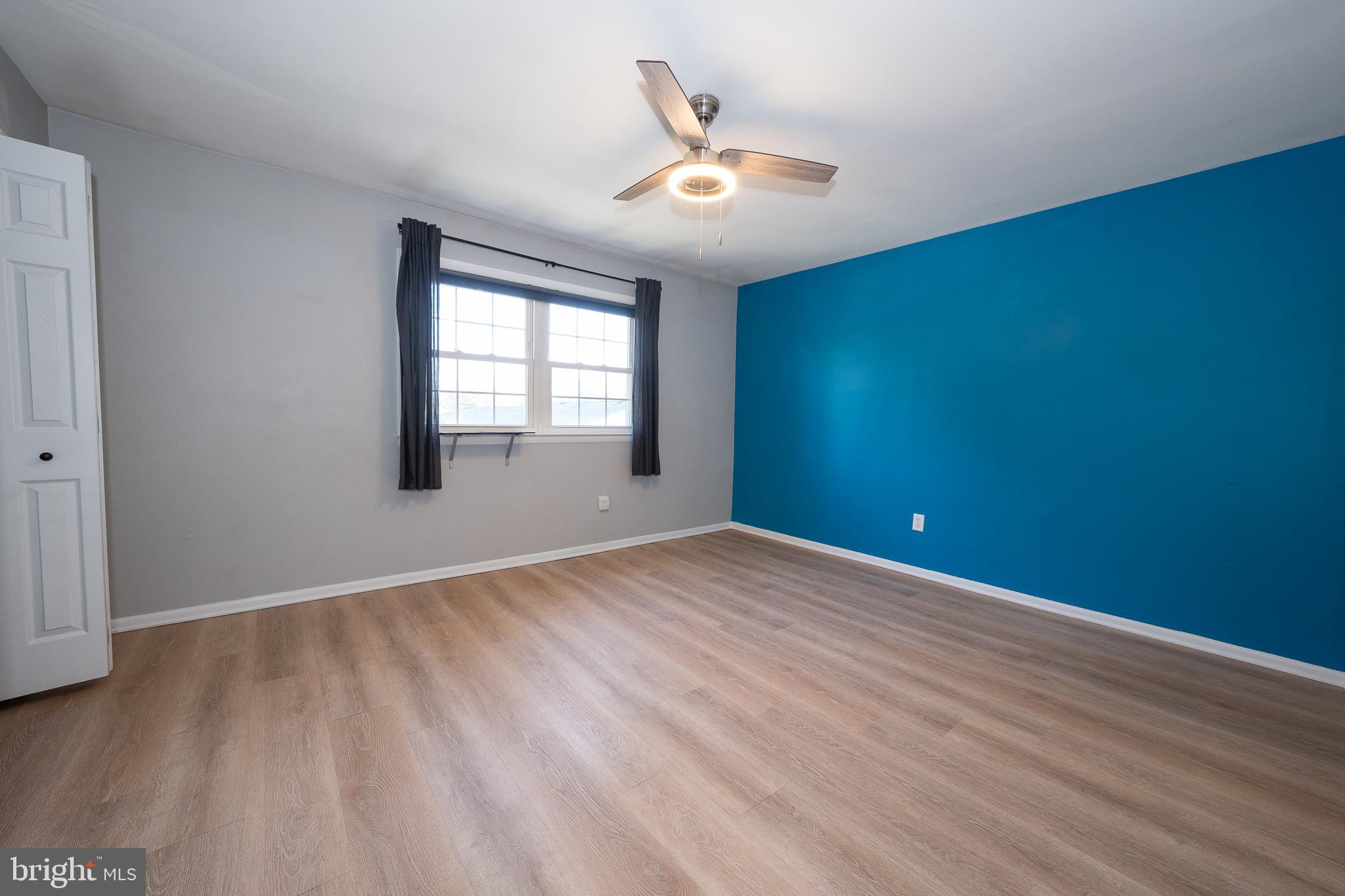 HAMPTON CROSSING - Residential