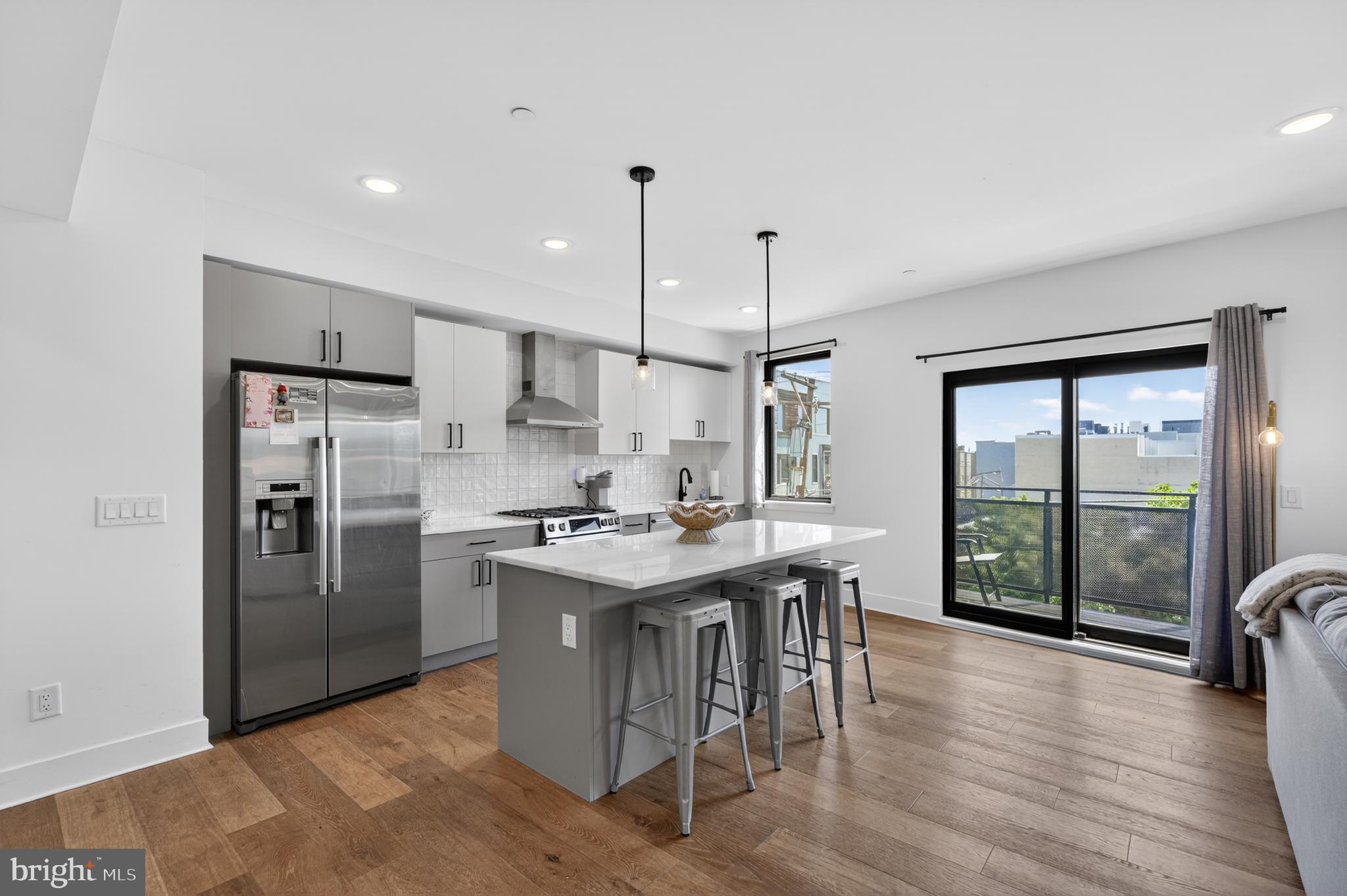 1801 FAIRMOUNT AVENUE 303