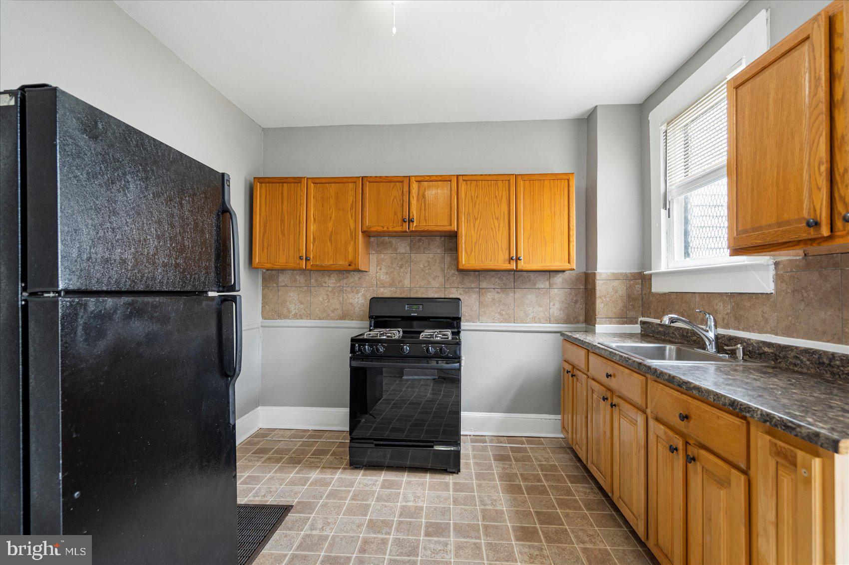 FRANKLINTOWN ROAD - Residential