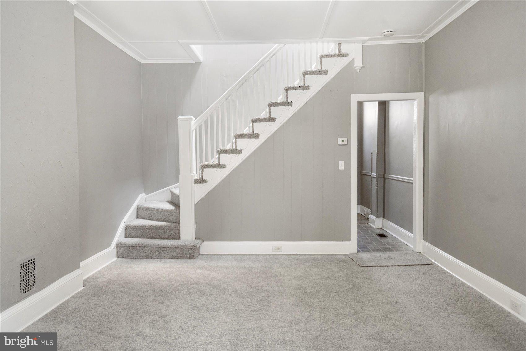 FRANKLINTOWN ROAD - Residential