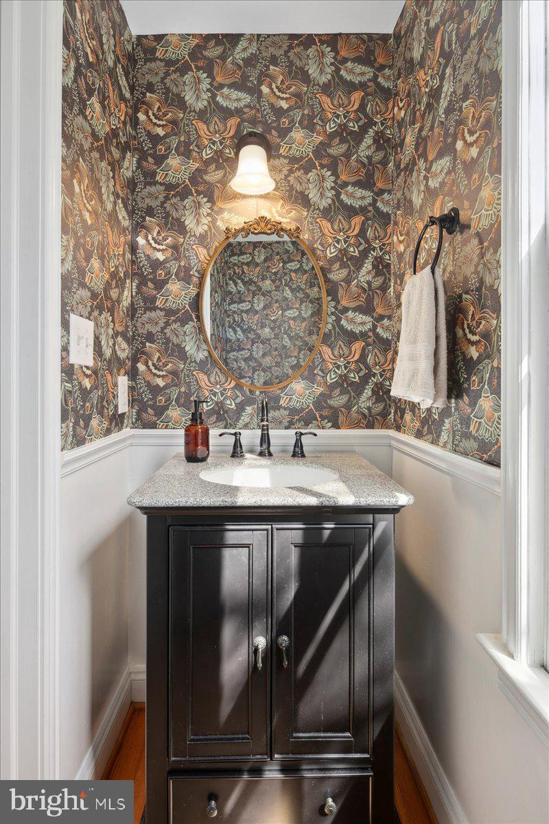 OLD TOWN ALEXANDRIA - Residential