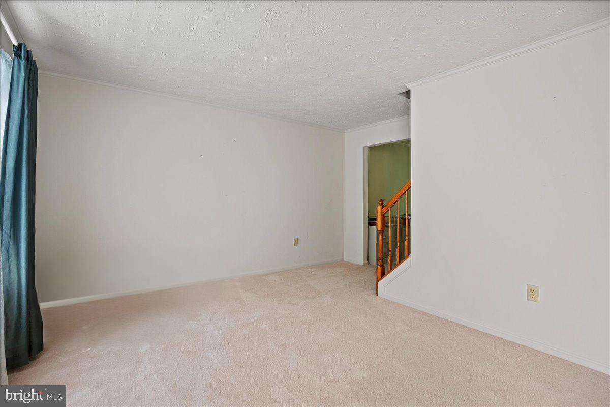 DORCHESTER - ST. CHARLES - Residential