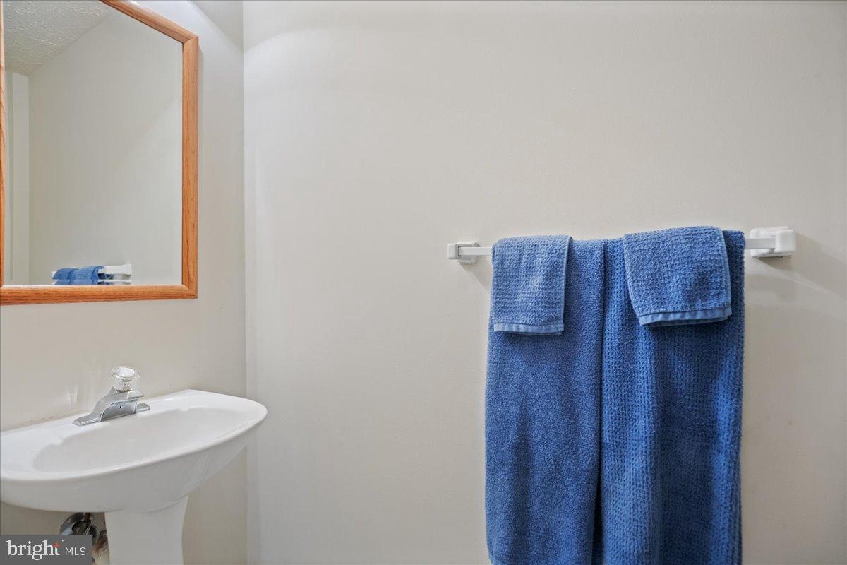 DORCHESTER - ST. CHARLES - Residential