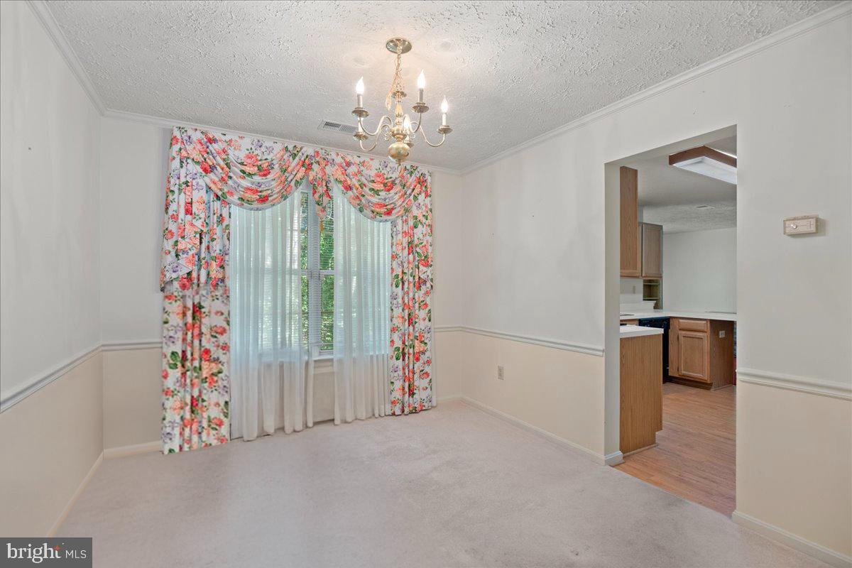 DORCHESTER - ST. CHARLES - Residential