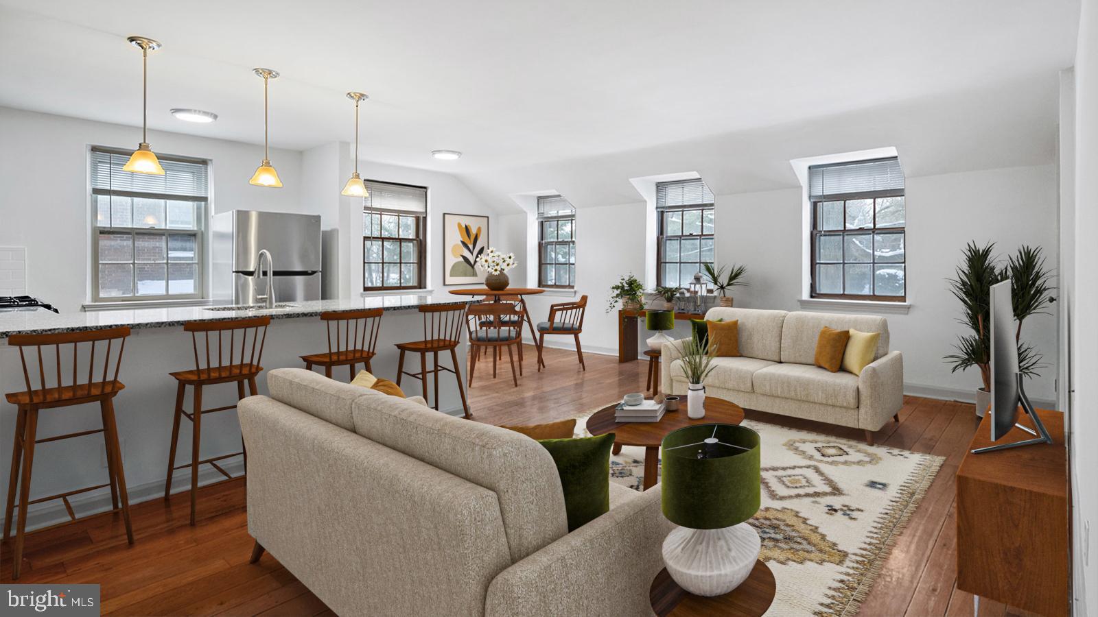 EAST FALLS - Residential Lease