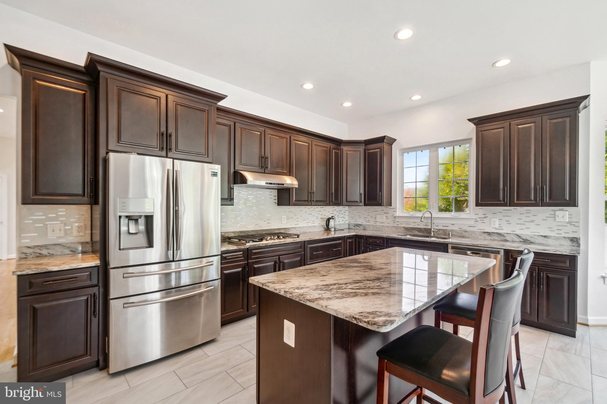 POTOMAC OAKS - Residential