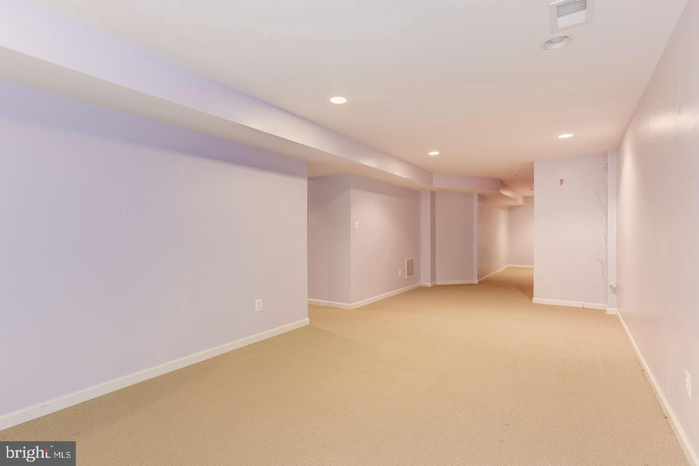 CENTREVILLE GREEN - Residential Lease