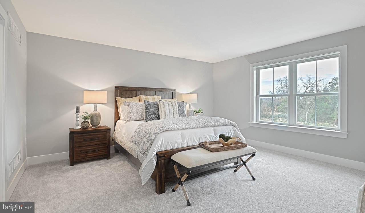 WILLOW CREEK FARMS - Residential