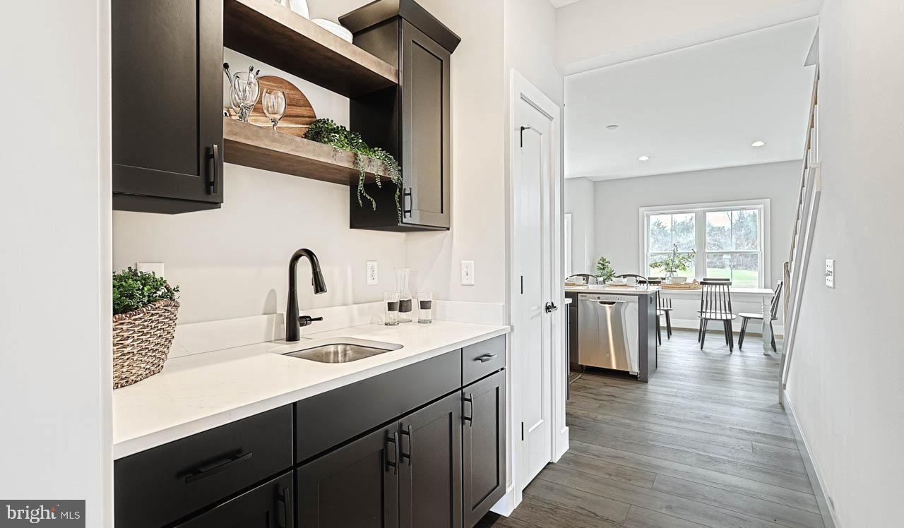 WILLOW CREEK FARMS - Residential