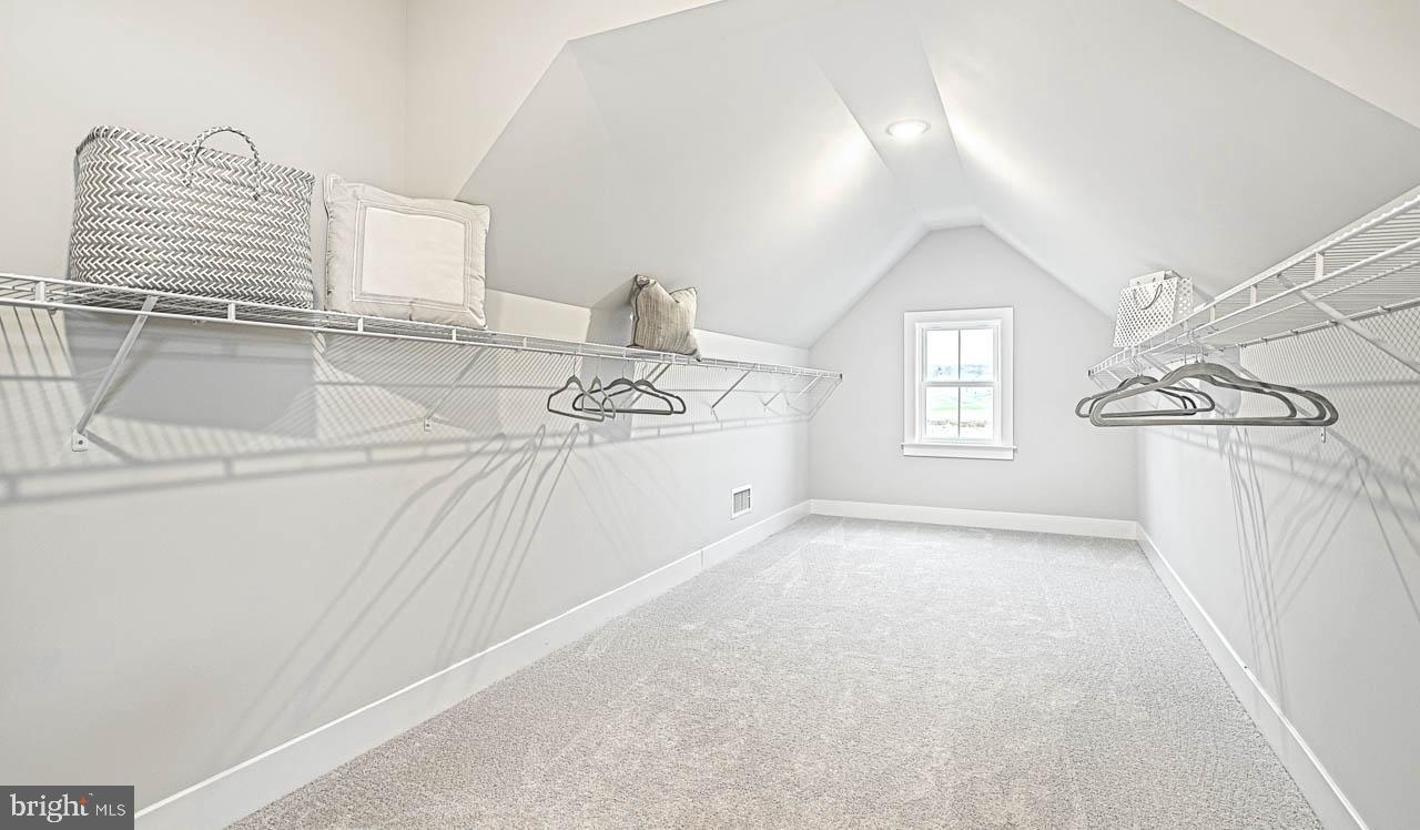 WILLOW CREEK FARMS - Residential