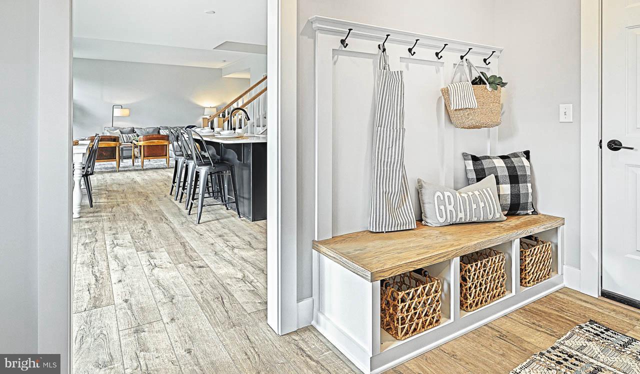 WILLOW CREEK FARMS - Residential