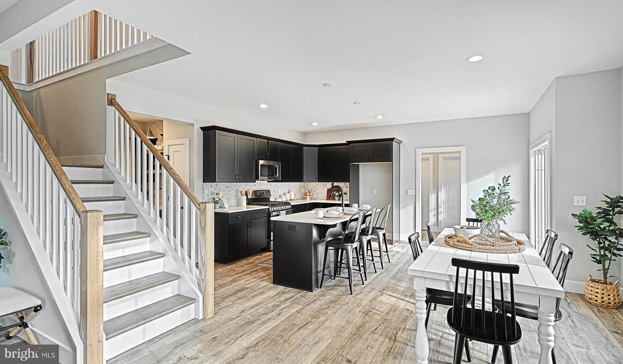 WILLOW CREEK FARMS - Residential