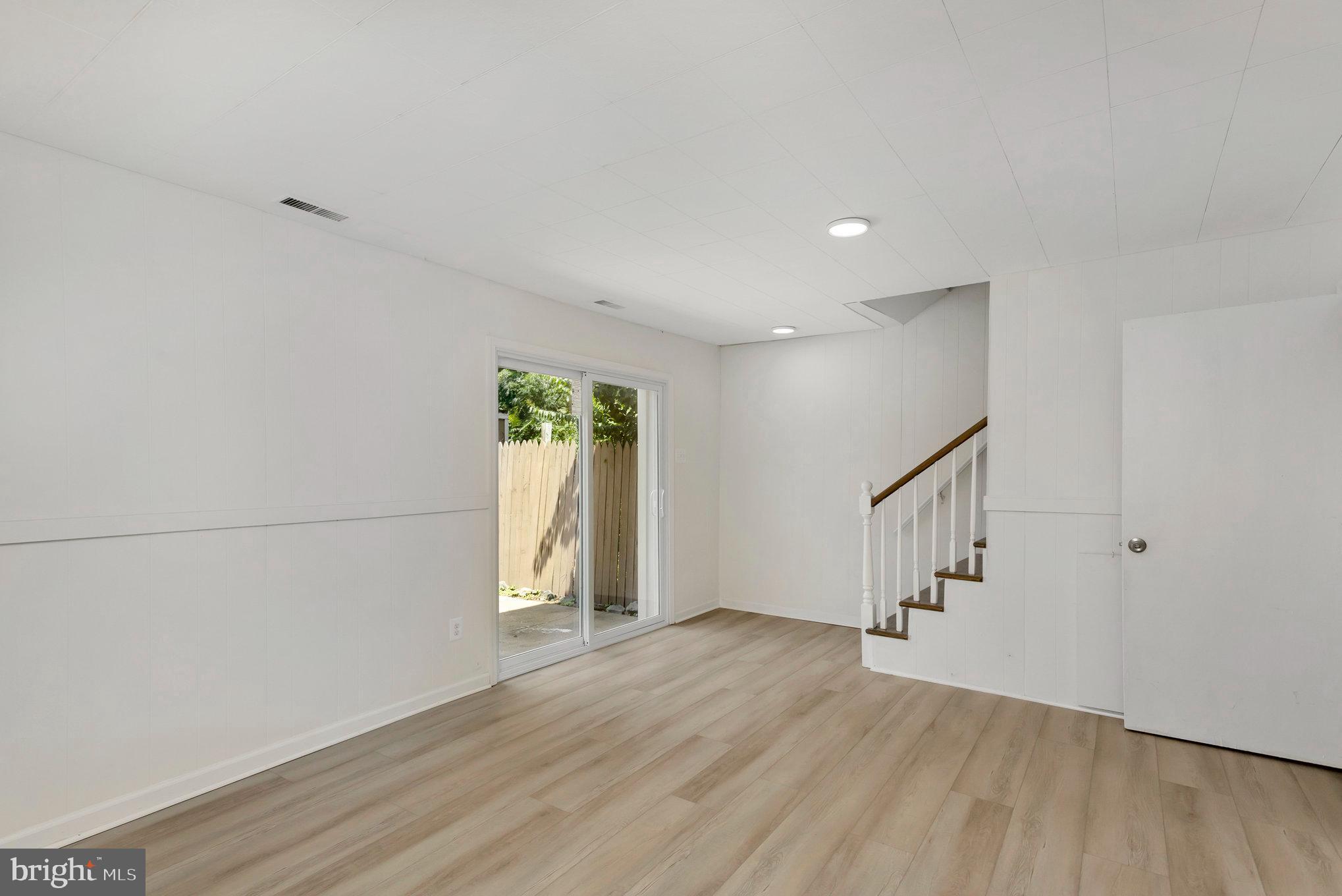 JEFFERSON PLACE - Residential Lease