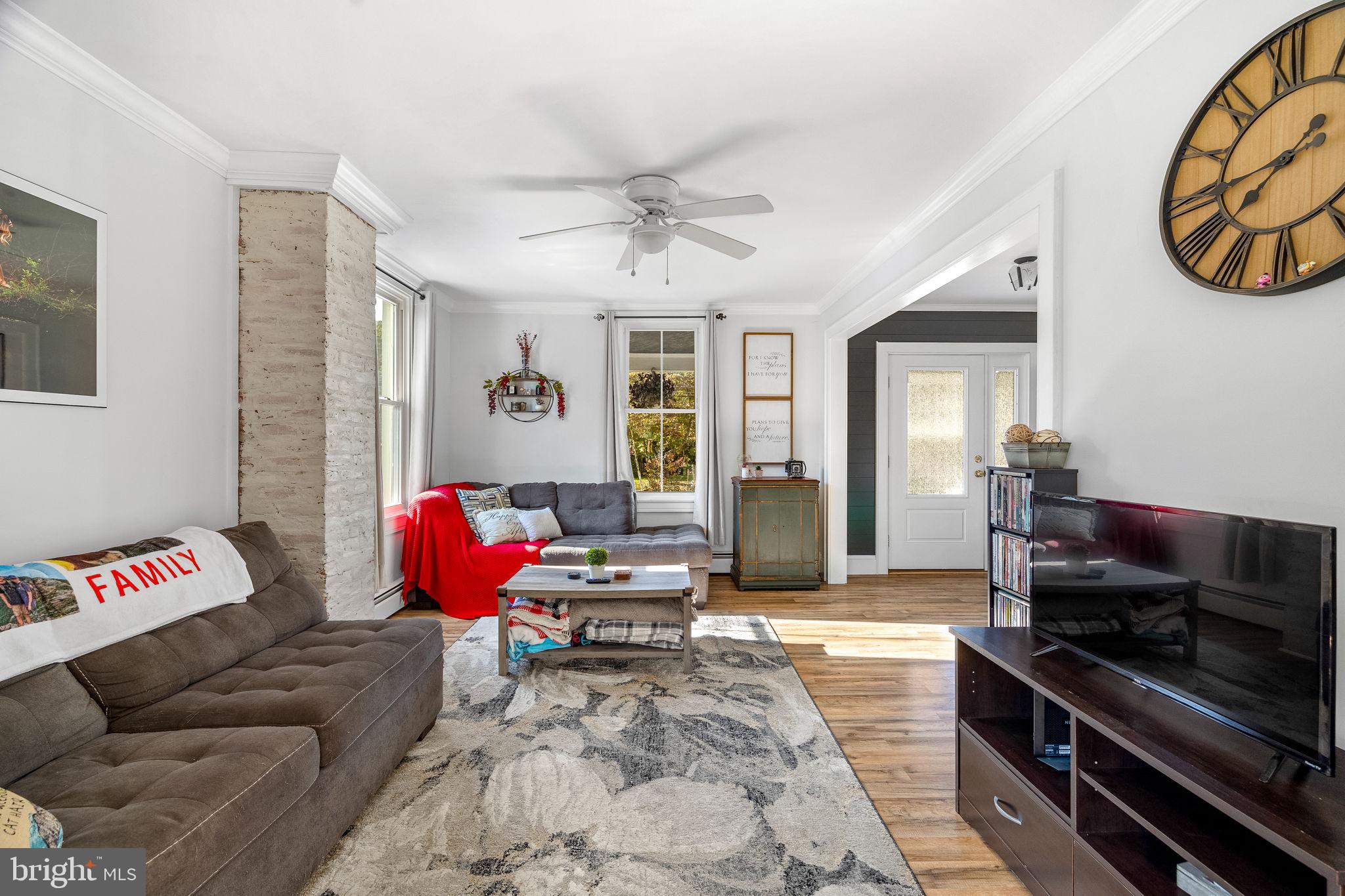 CHURCH HILL - Residential