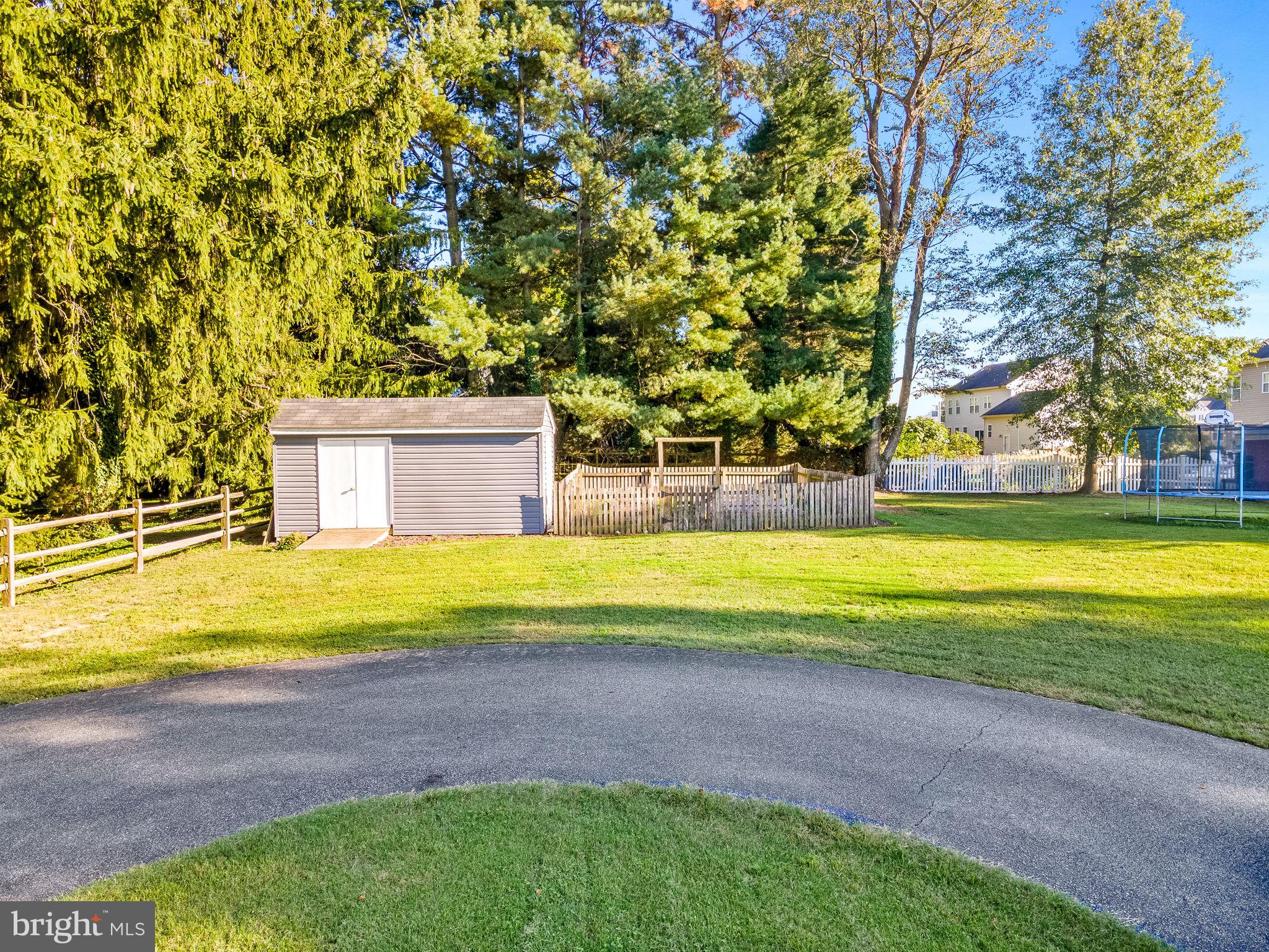 CHURCH HILL - Residential