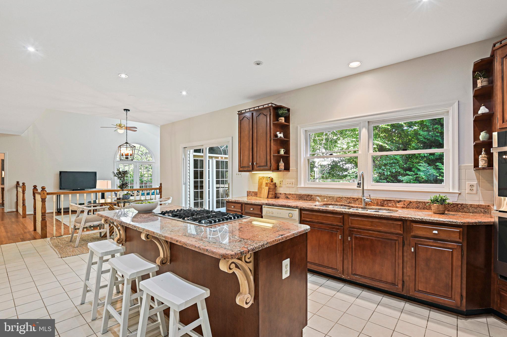 OAKCREST FARMS - Residential