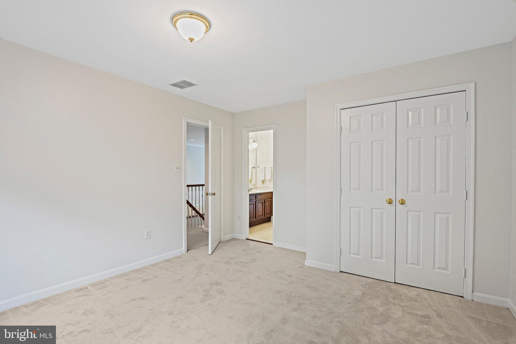 OAKCREST FARMS - Residential