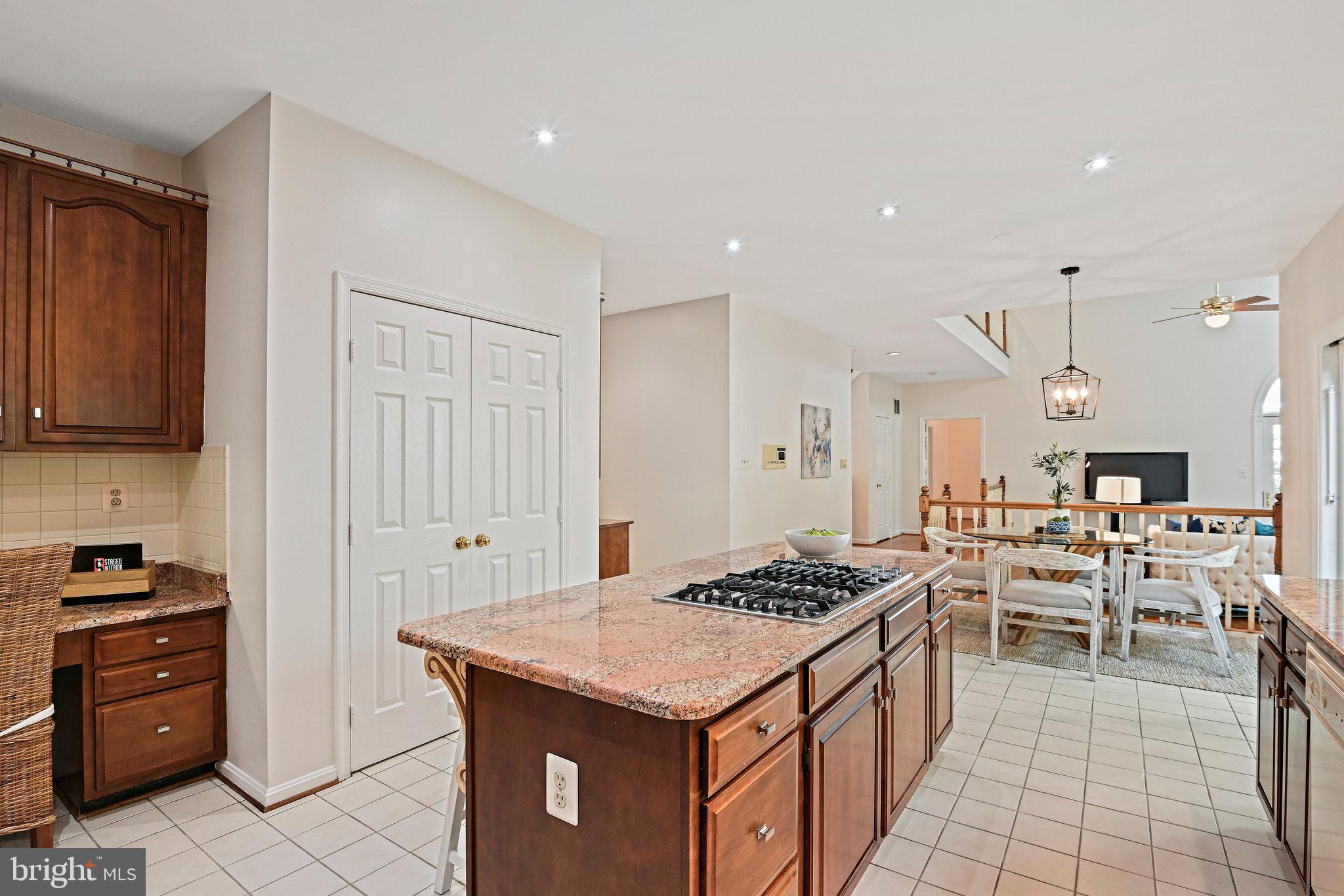 OAKCREST FARMS - Residential