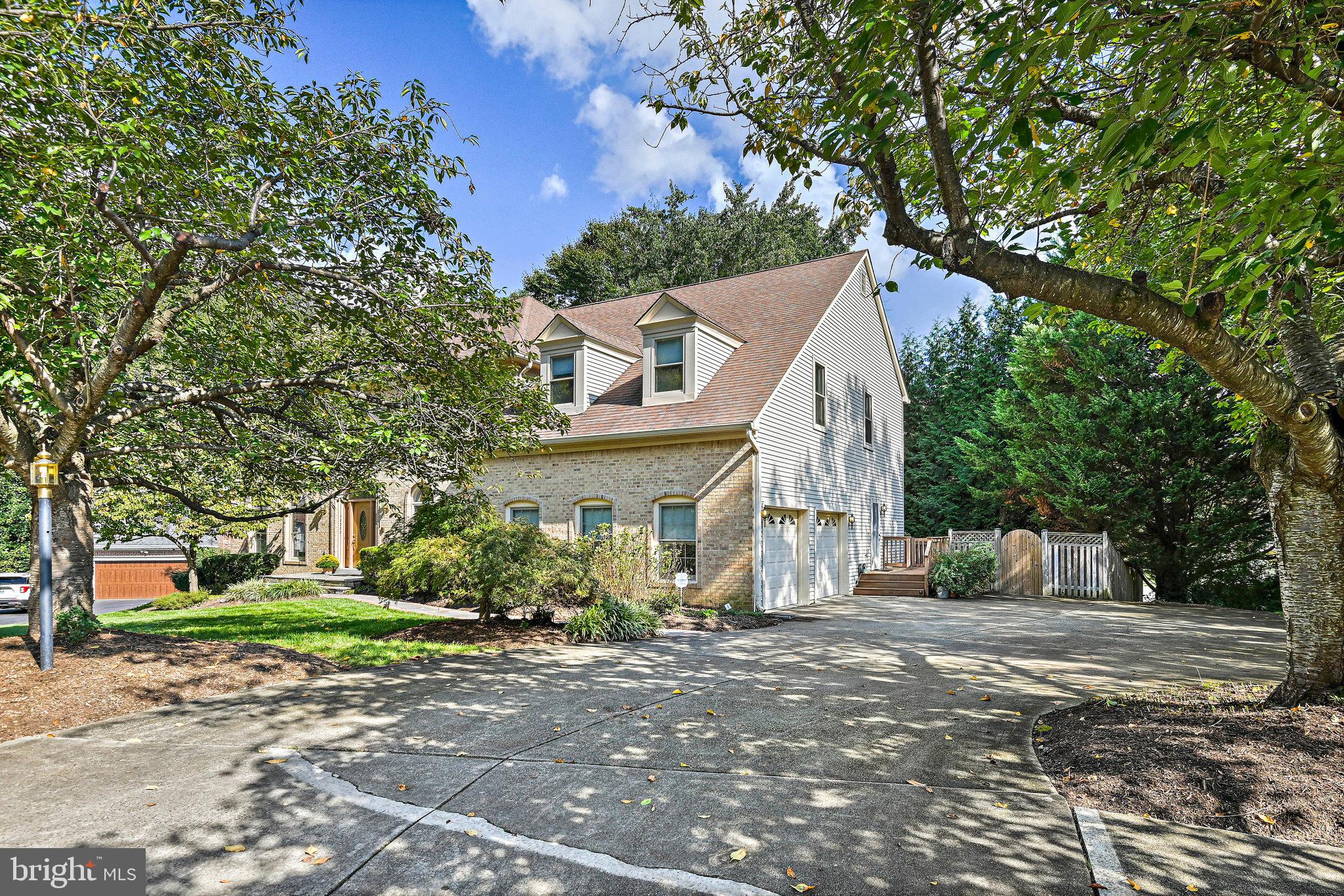 OAKCREST FARMS - Residential