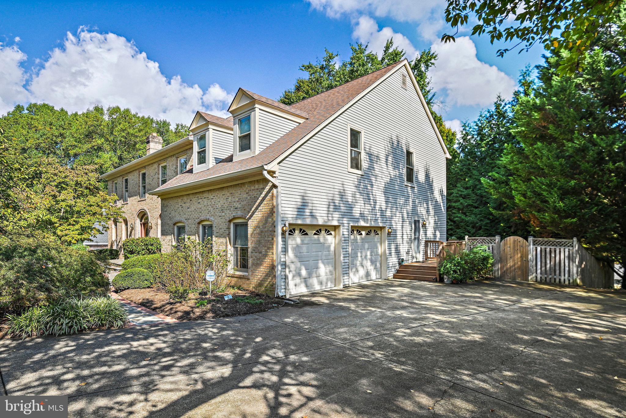 OAKCREST FARMS - Residential