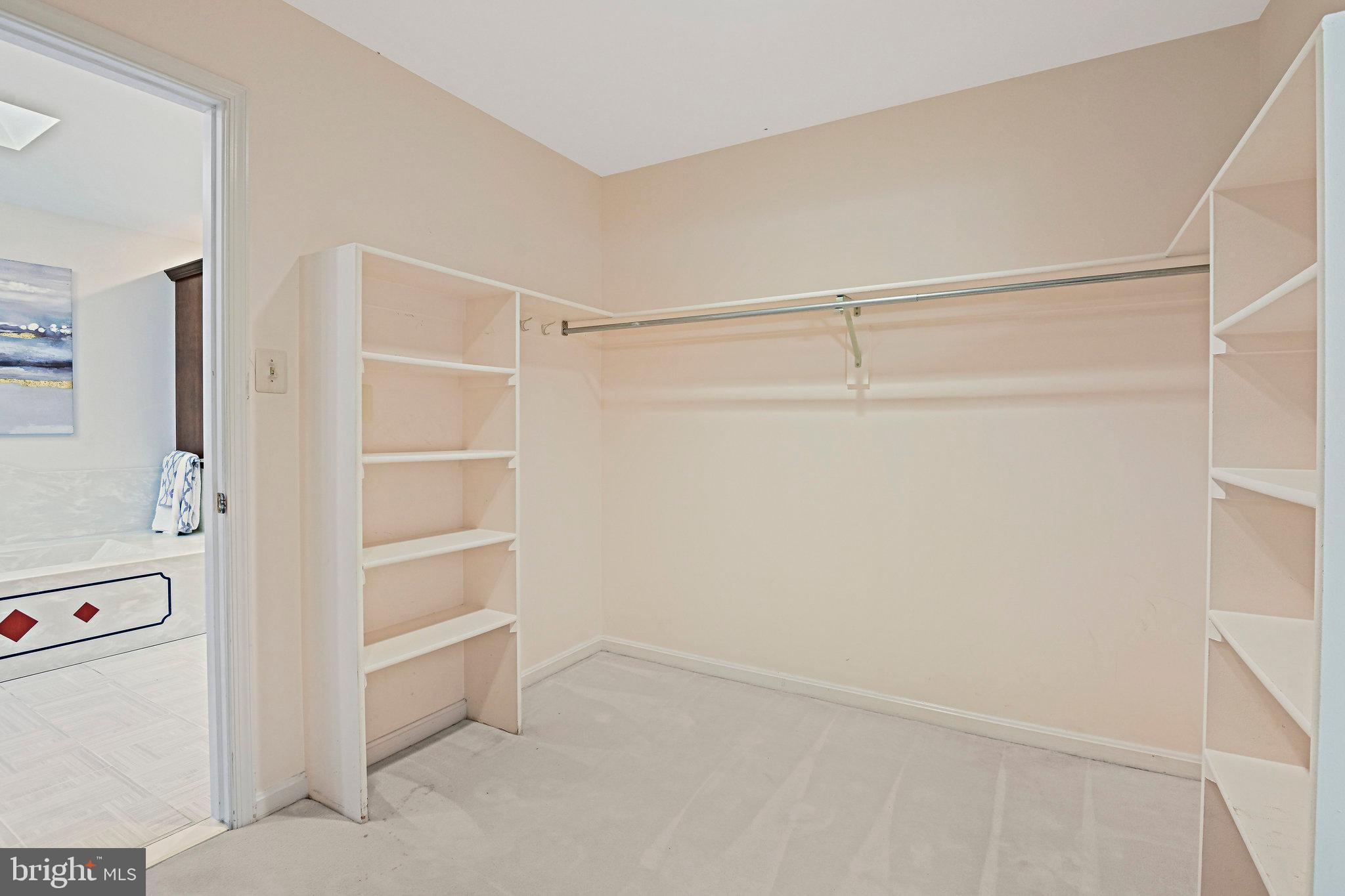 OAKCREST FARMS - Residential