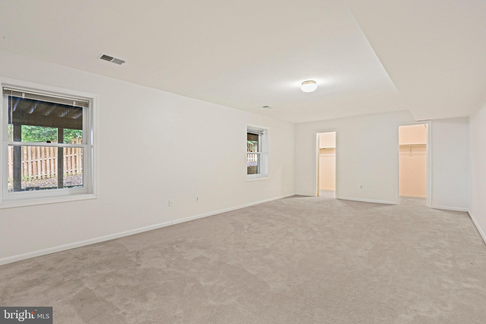 OAKCREST FARMS - Residential