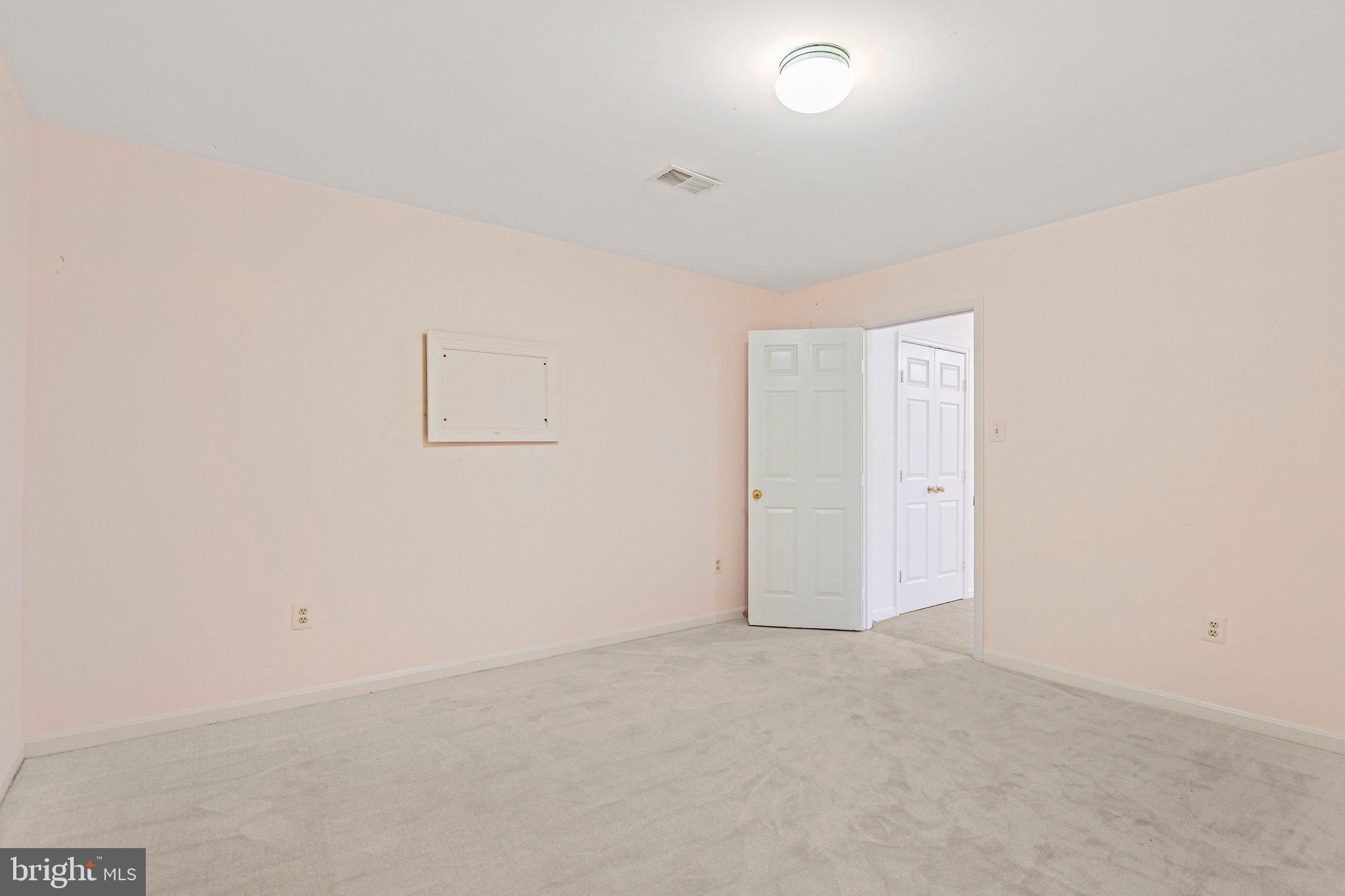 OAKCREST FARMS - Residential