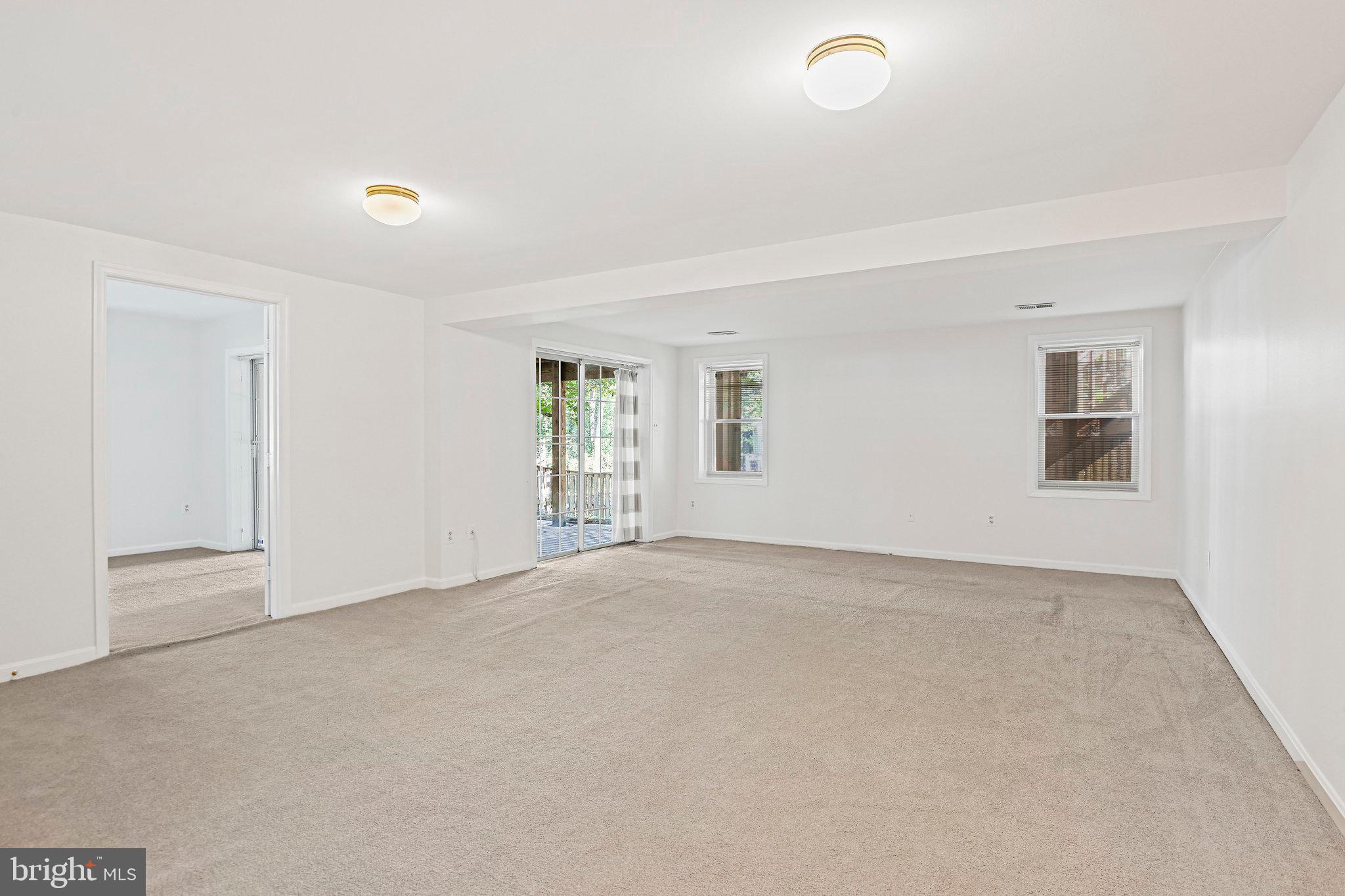 OAKCREST FARMS - Residential