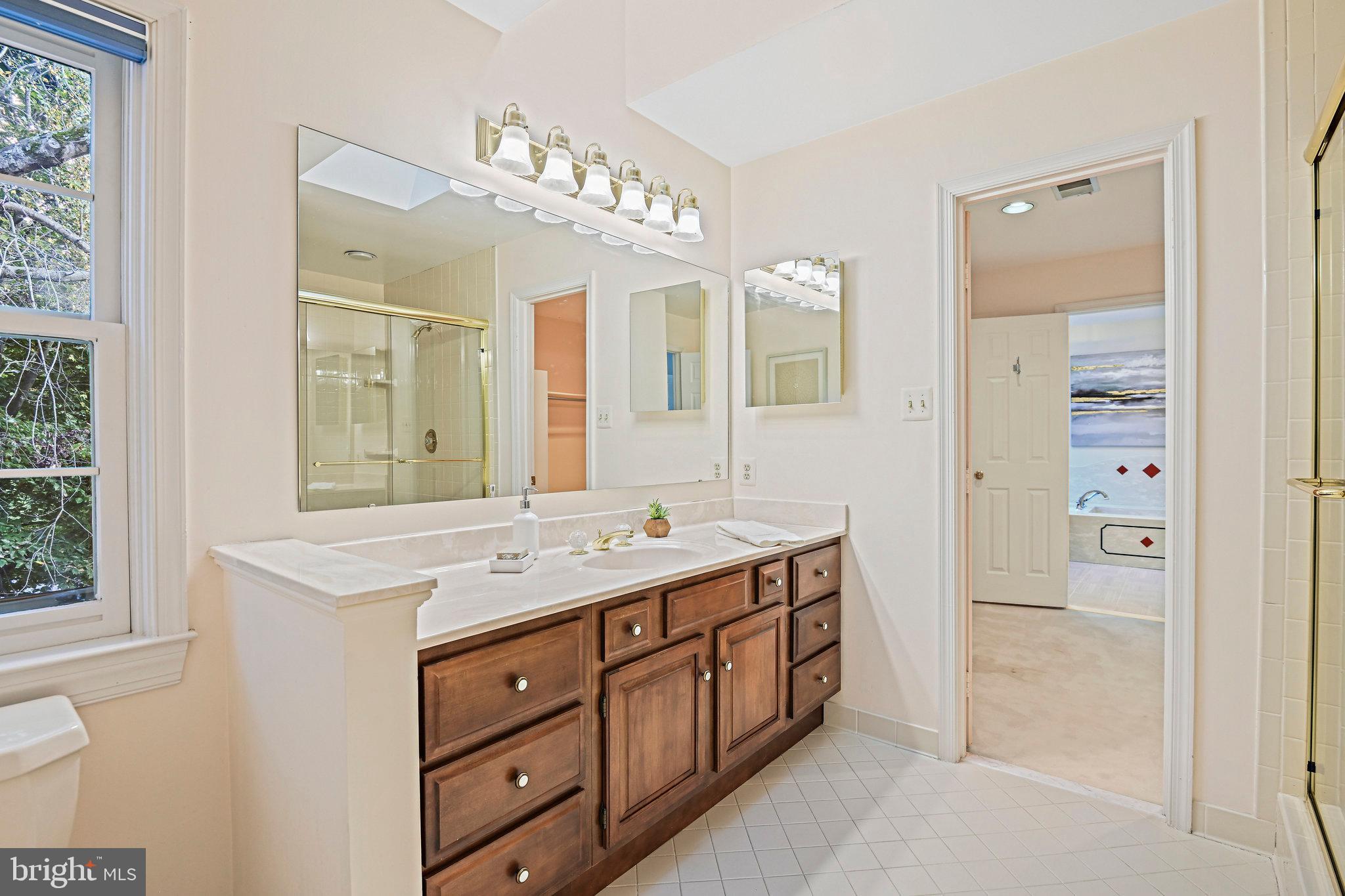 OAKCREST FARMS - Residential