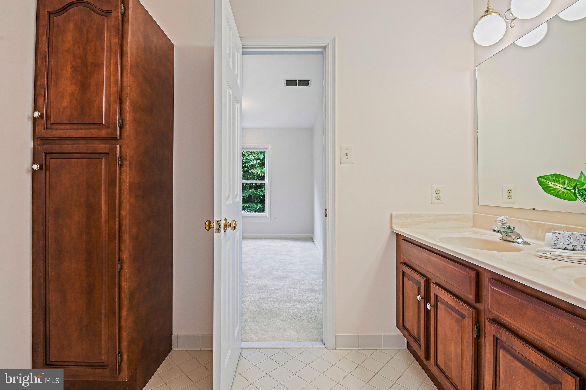 OAKCREST FARMS - Residential