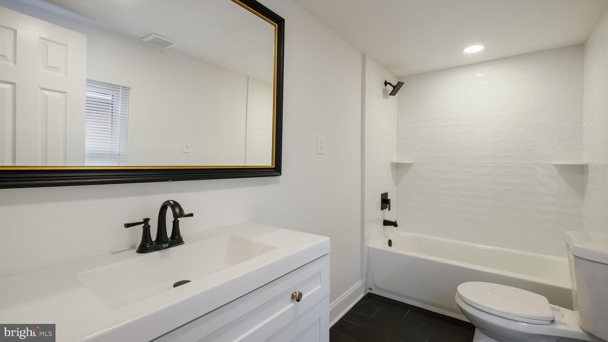 BRISTOL - Residential