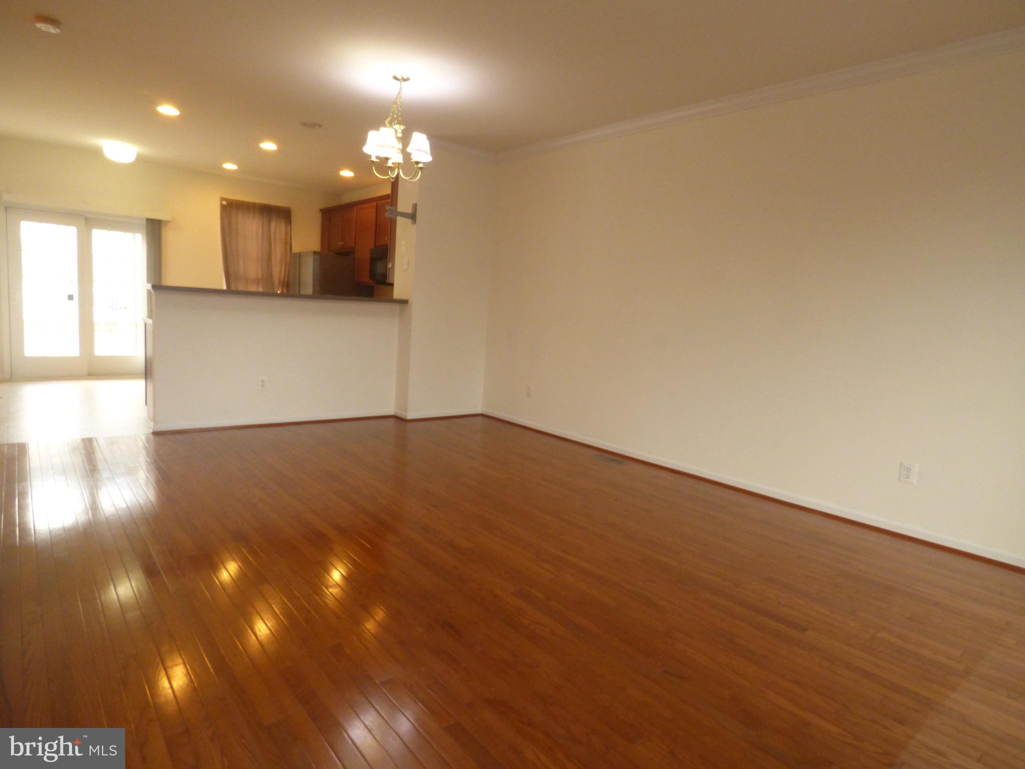 AMBERLEA AT SOUTH RIDING - Residential Lease