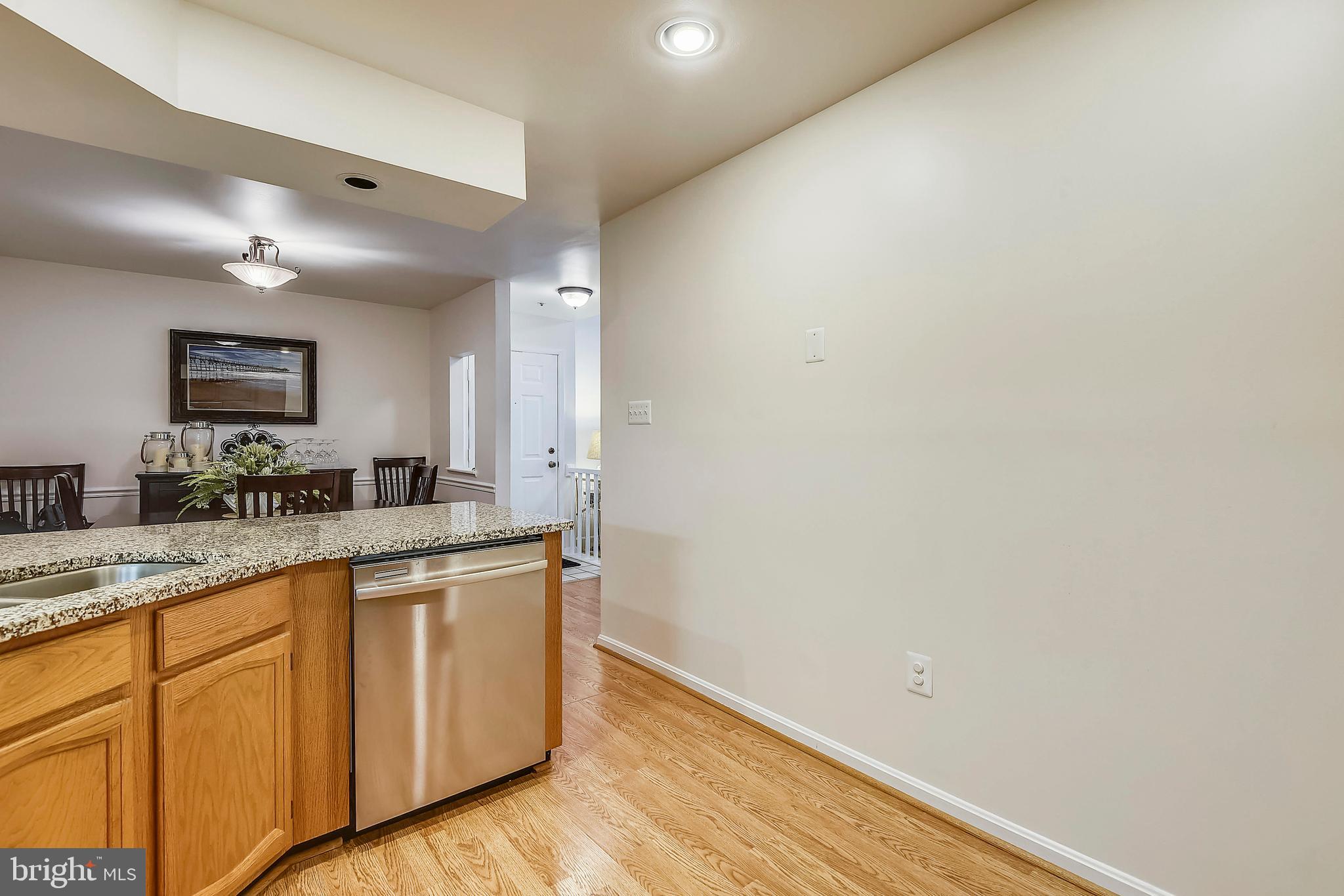 SUMMER PLACE AT RIVA TRACE - Residential