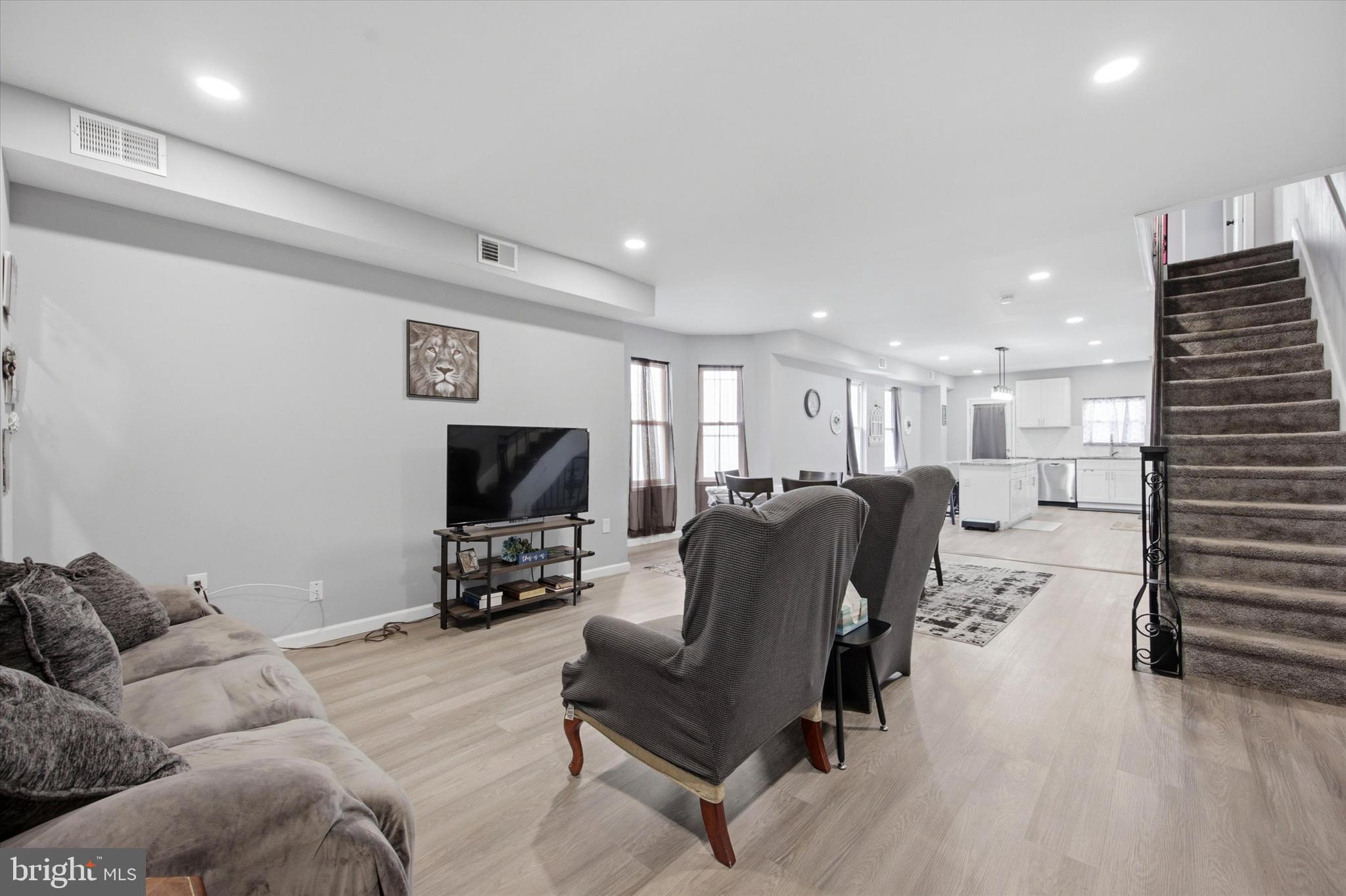 COLLINGDALE - Residential