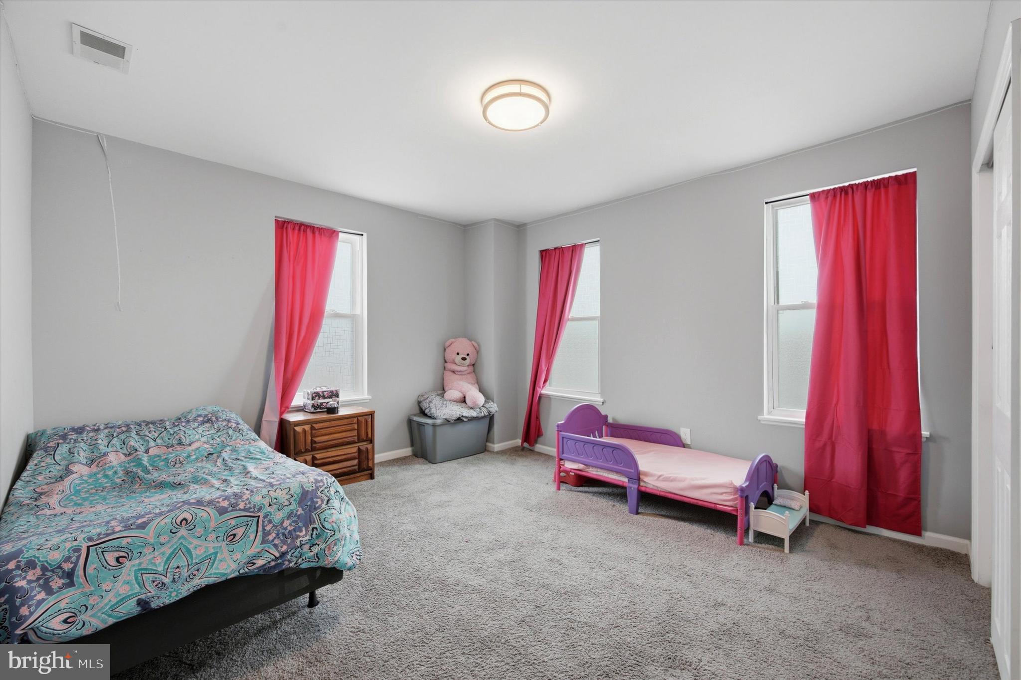 COLLINGDALE - Residential