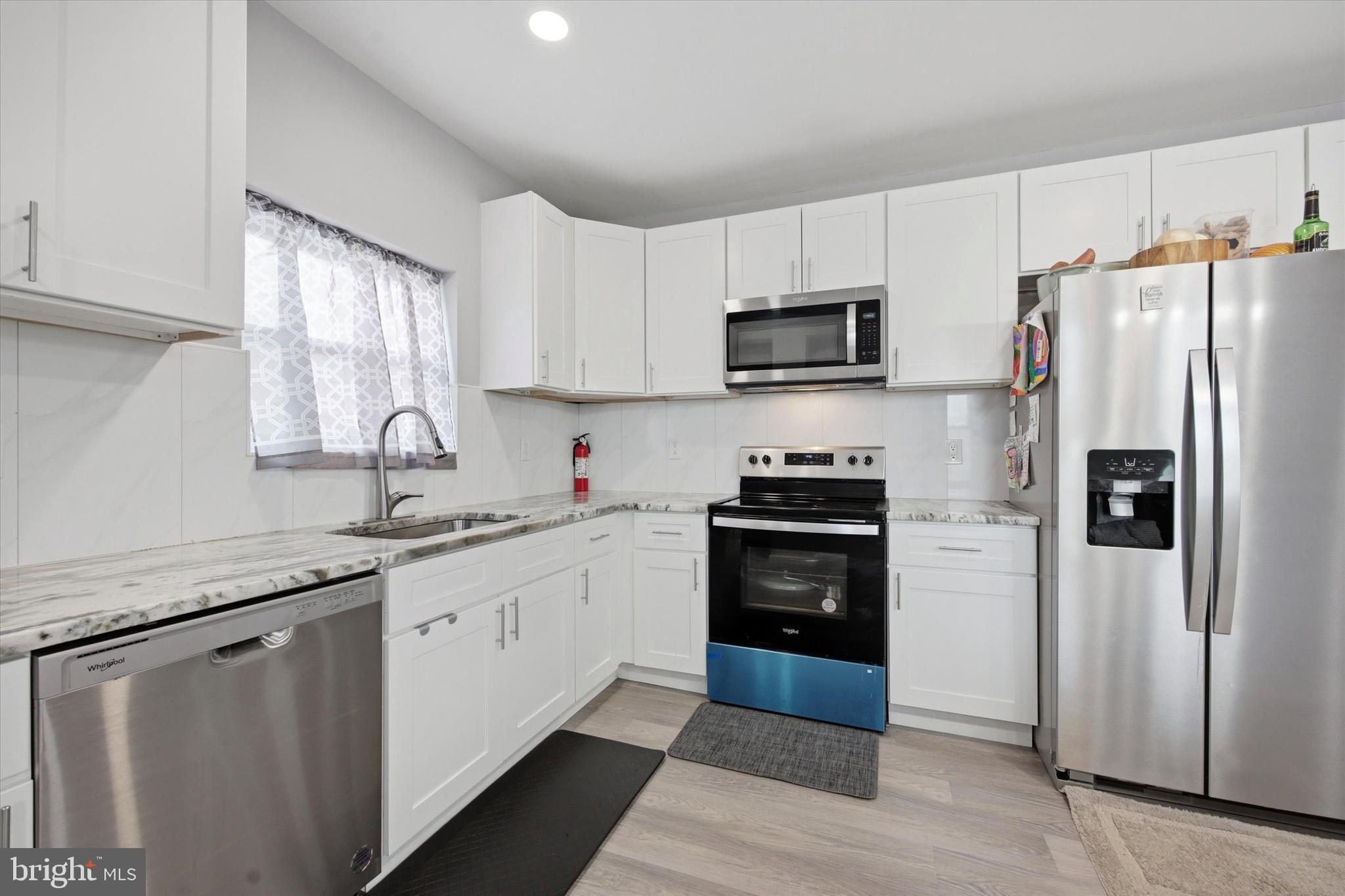 COLLINGDALE - Residential