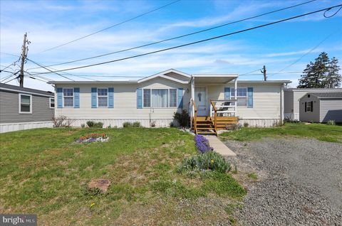 Mobile Home For Sale - 39 Keystone Road<br/> READING, PA 19606