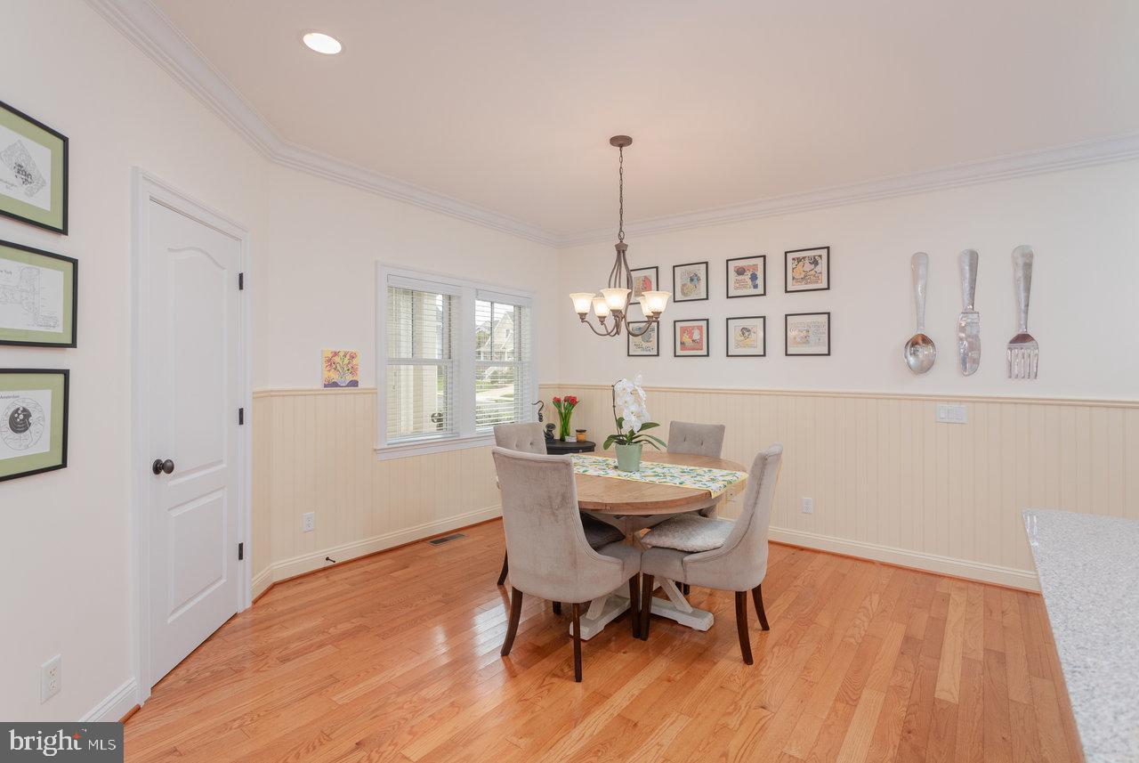 PRESTON LAKE - Residential