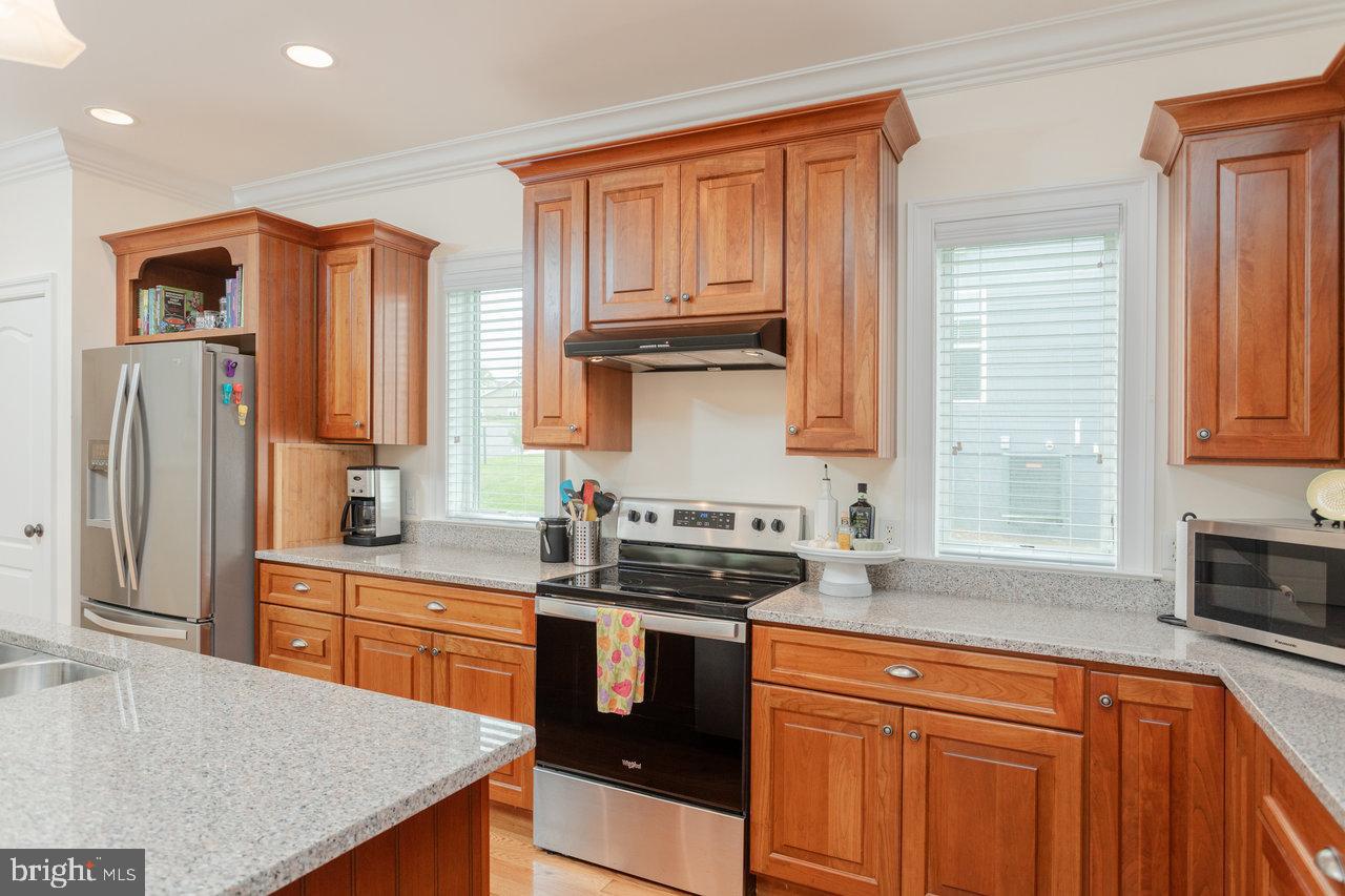 PRESTON LAKE - Residential