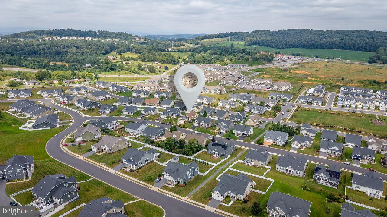 PRESTON LAKE - Residential