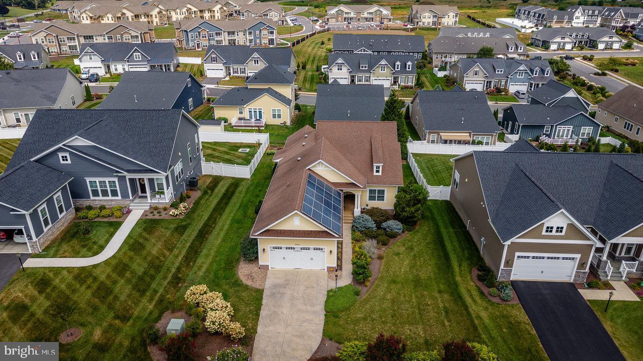 PRESTON LAKE - Residential