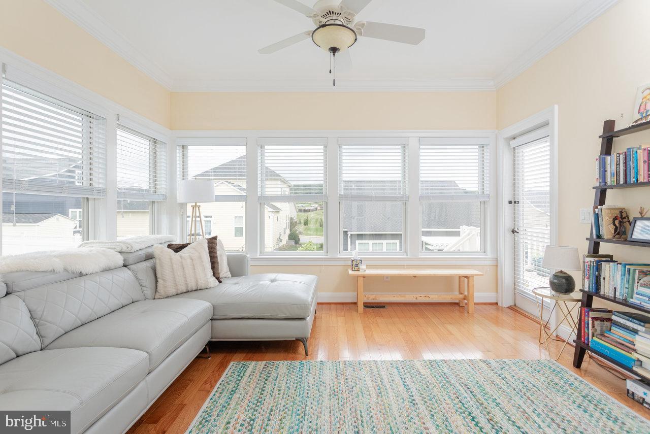 PRESTON LAKE - Residential