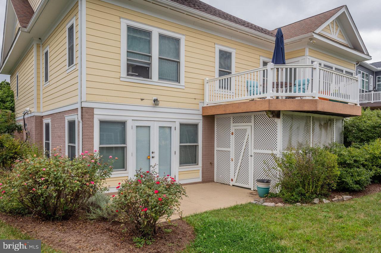 PRESTON LAKE - Residential