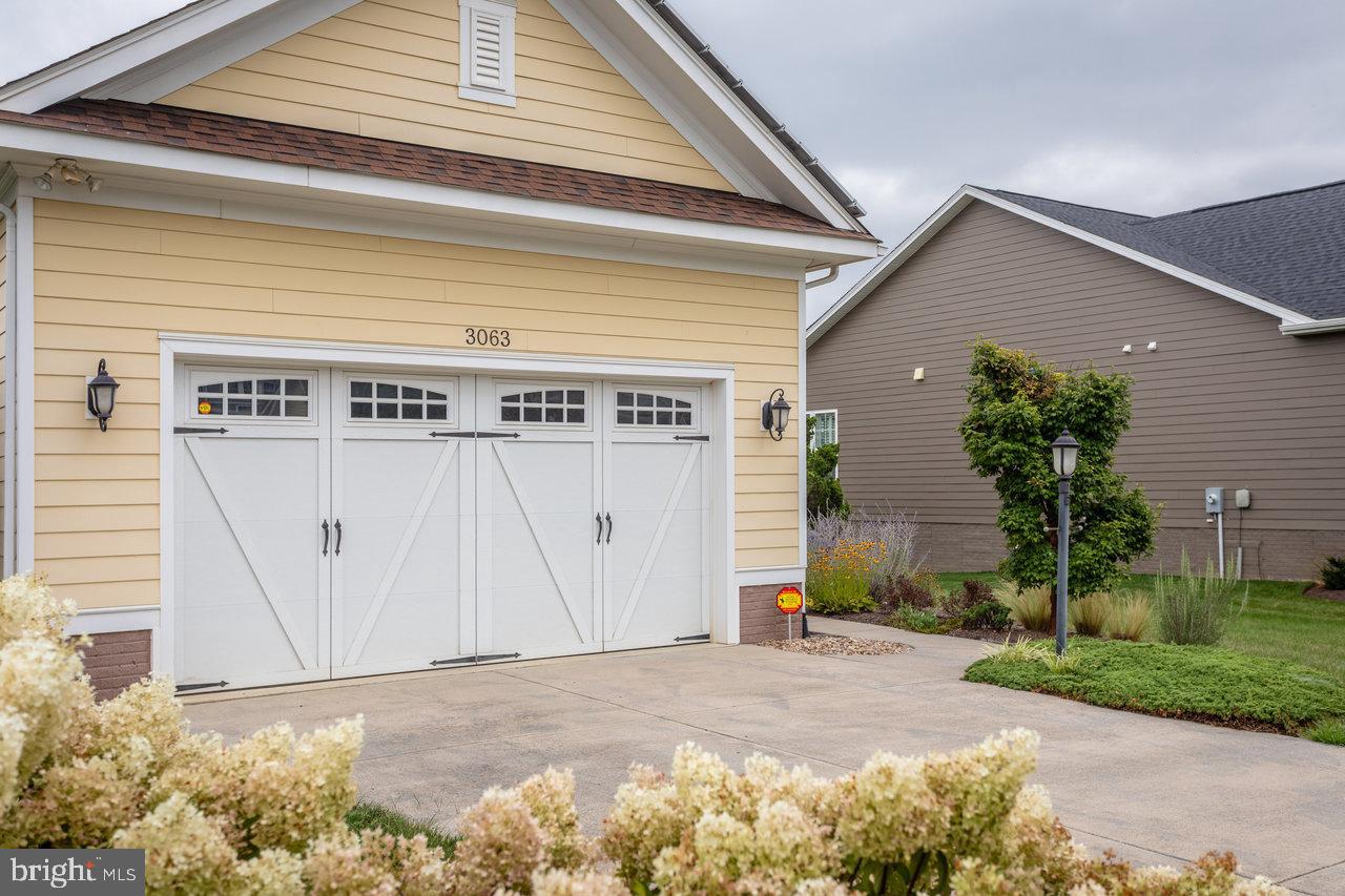 PRESTON LAKE - Residential