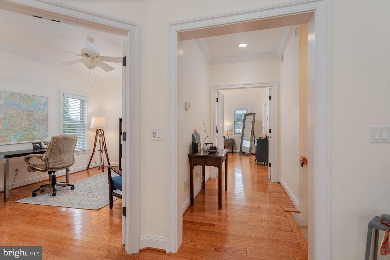 PRESTON LAKE - Residential