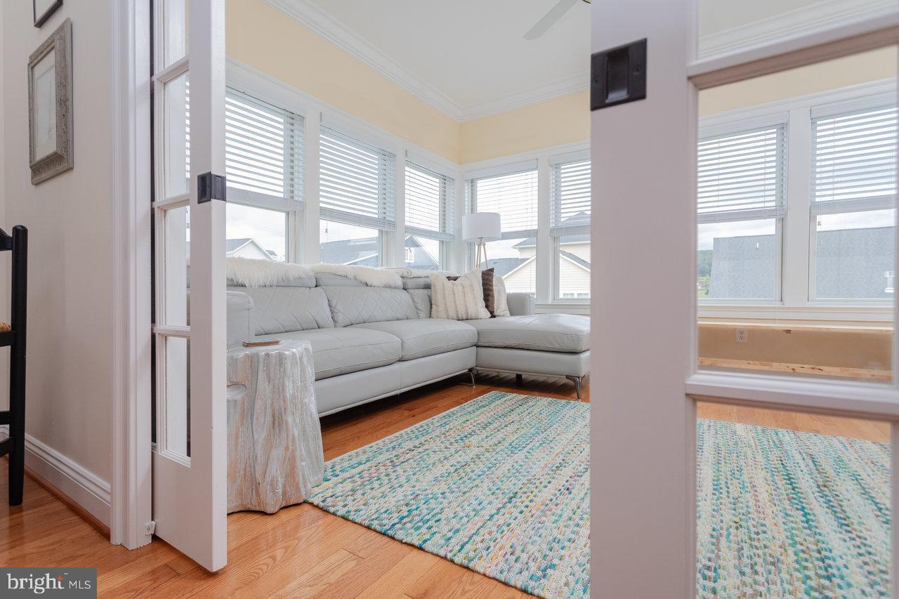 PRESTON LAKE - Residential