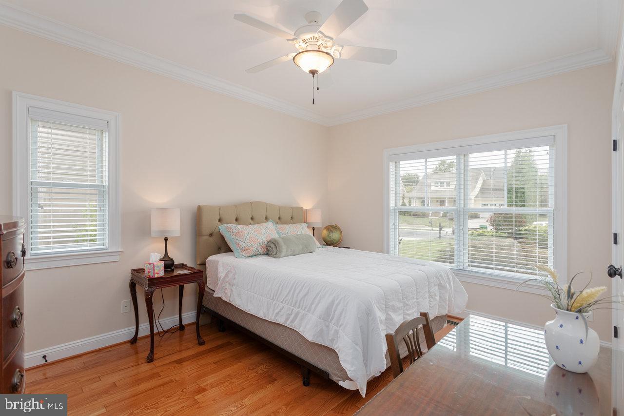 PRESTON LAKE - Residential