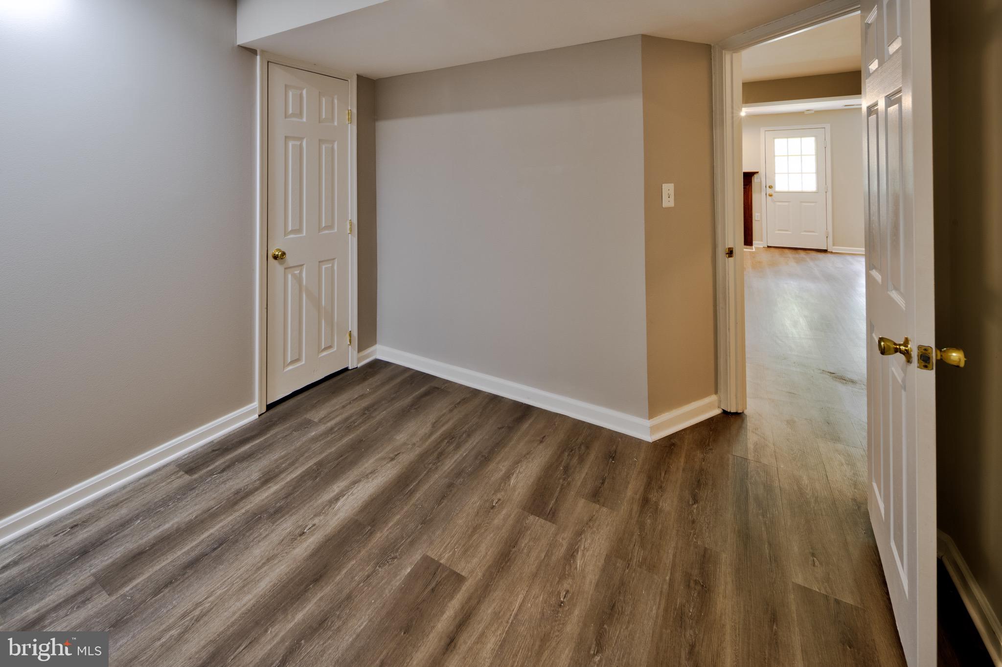 COMPTON VILLAGE - Residential Lease