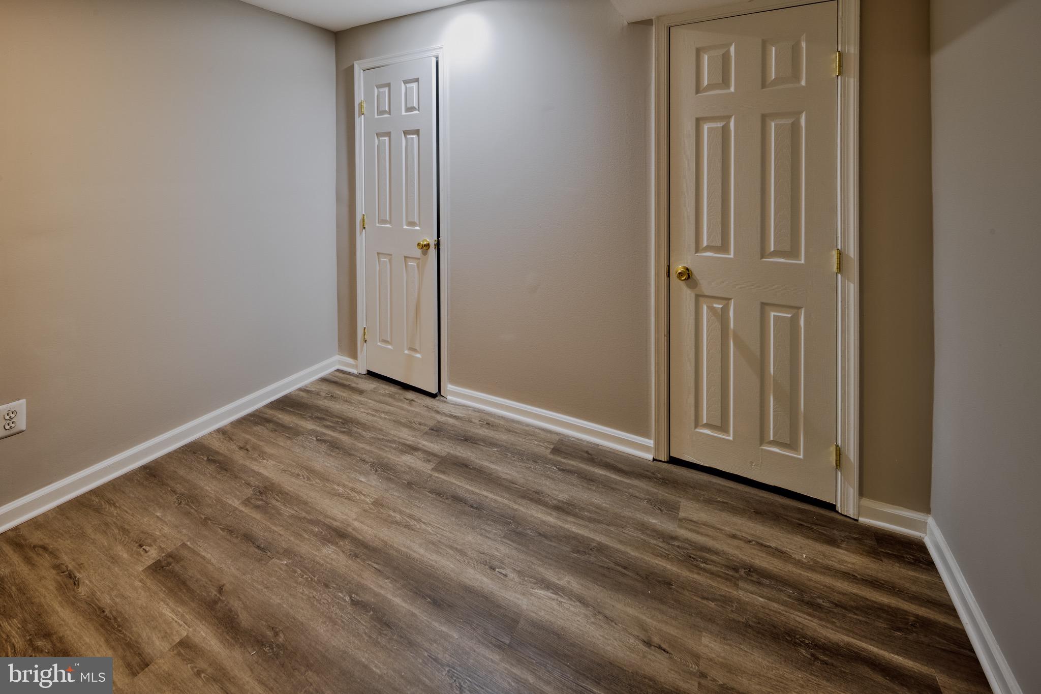 COMPTON VILLAGE - Residential Lease